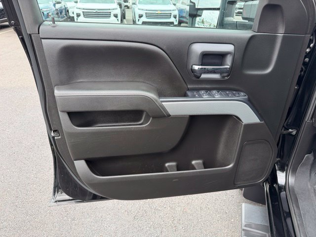 Used 2018 Chevrolet Silverado 1500 LT w/ All Star Edition AWD/4WD image 19