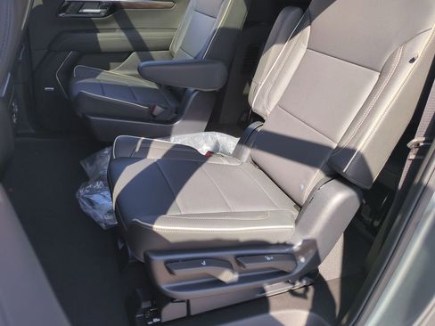 New 2026 Chevrolet Suburban Premier w/ Sun And Tow Package image 18