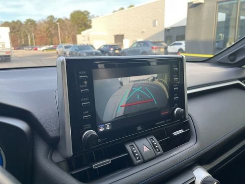 Used 2020 Toyota RAV4 XSE image 20