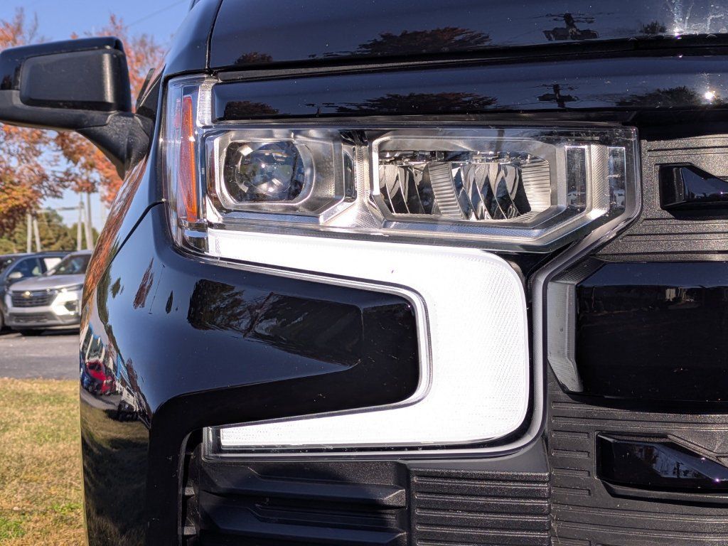 Used 2025 Chevrolet Silverado 1500 RST w/ Z71 Off-Road Package AWD/4WD image 10