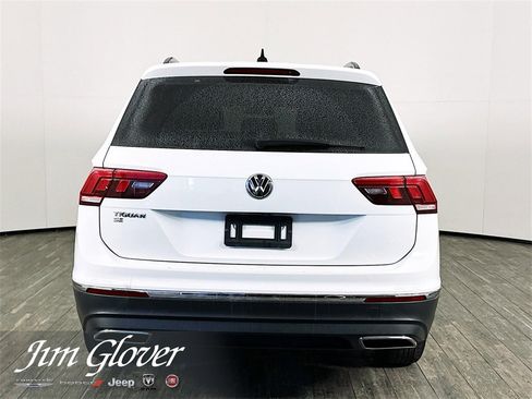 Used 2021 Volkswagen Tiguan SE image 6