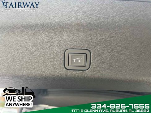 Used 2025 GMC Yukon XL Denali w/ Denali Reserve Package AWD/4WD image 31