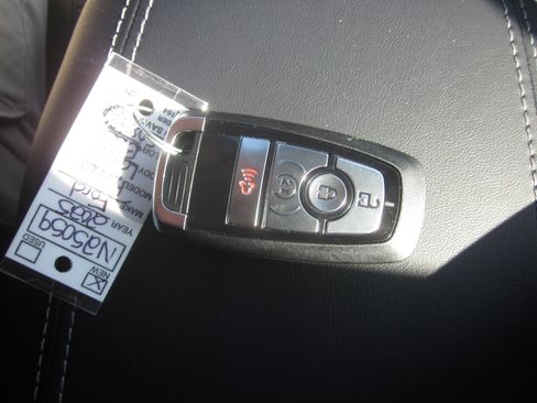 New 2025 Ford Ranger Lariat w/ Chrome Accent Package image 15