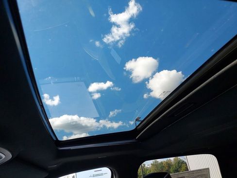 New 2025 RAM 2500 Laramie image 28