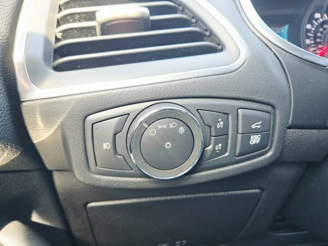 Used 2019 Ford Edge ST w/ Cold Weather Package AWD/4WD image 31