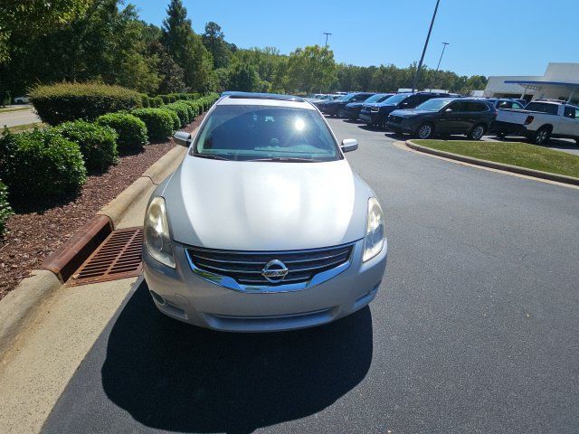 Used 2011 Nissan Altima 2.5 SL w/ 2.5SL Pkg FWD image 5