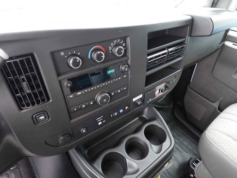 New 2025 GMC Savana 3500 Van 139 w/ Power Convenience Package image 17