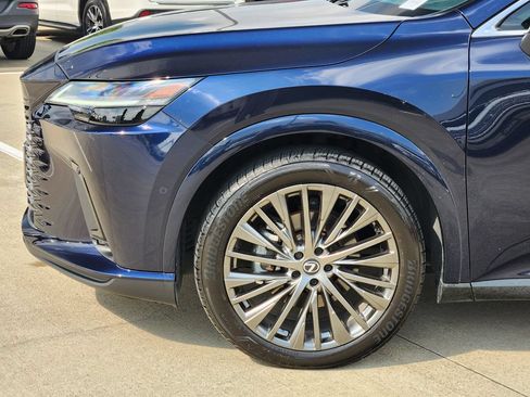 Certified 2024 Lexus RX 350 FWD w/ Convenience Package image 8