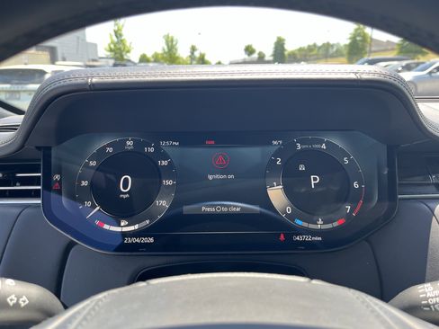 Used 2022 Land Rover Range Rover SE AWD/4WD image 27