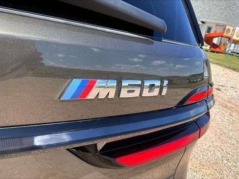 Used 2025 BMW X7 M60i AWD/4WD image 24