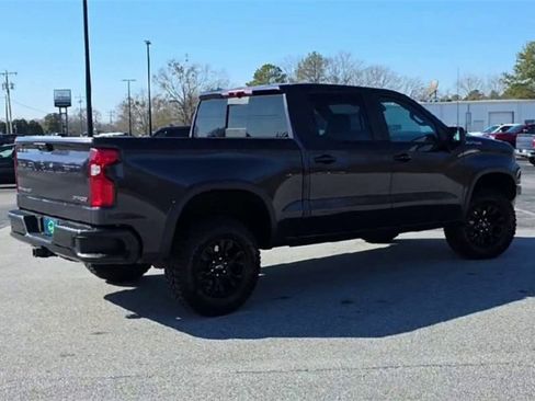 Certified 2022 Chevrolet Silverado 1500 ZR2 image 8