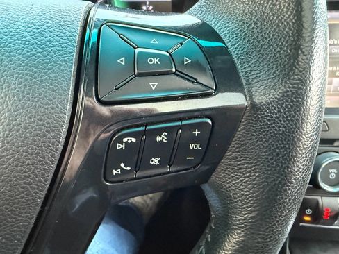 Used 2016 Ford Explorer XLT w/ Equipment Group 202A image 23