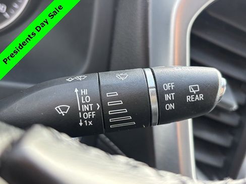 Used 2020 GMC Acadia SLE w/ Driver Convenience Package image 20