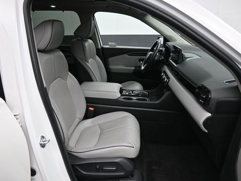 Certified 2023 Honda Pilot Elite image 28