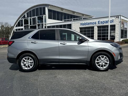 Used 2024 Chevrolet Equinox LT image 11