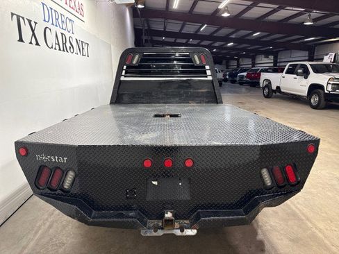 Used 2022 RAM 3500 Tradesman w/ Chrome Appearance Group AWD/4WD image 7