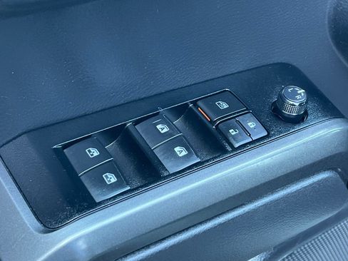 Used 2023 Toyota Tacoma TRD Off-Road AWD/4WD image 14
