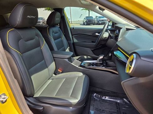 Used 2024 Chevrolet Trax ACTIV w/ Driver Confidence Package FWD image 20