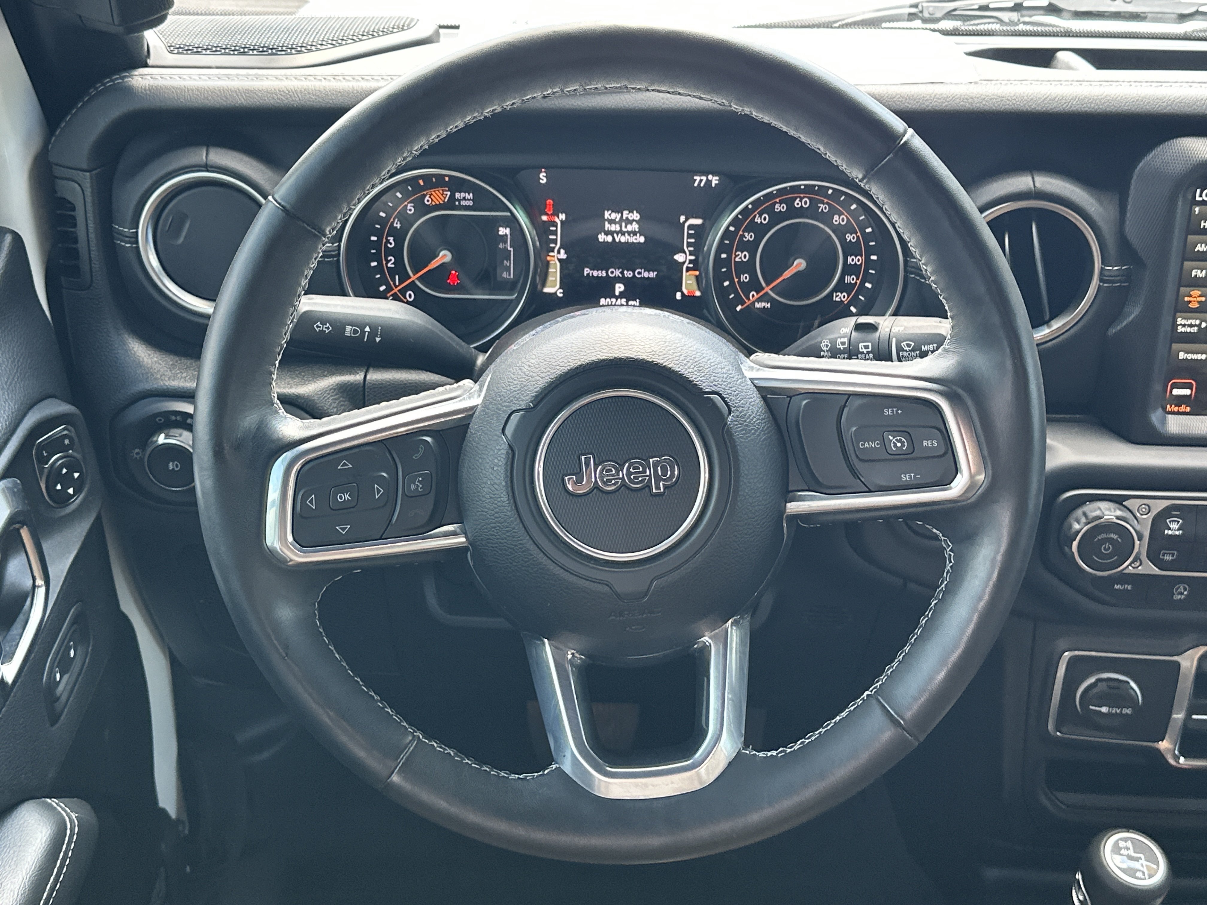 Used 2023 Jeep Wrangler Unlimited Sahara w/ Cold Weather Group AWD/4WD image 24