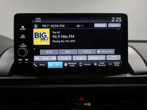 Used 2025 Honda Pilot EX-L image 30