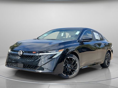 New 2026 Nissan Sentra SR w/ SR Premium Package image 2