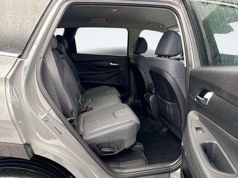 Used 2023 Hyundai Santa Fe SE image 17