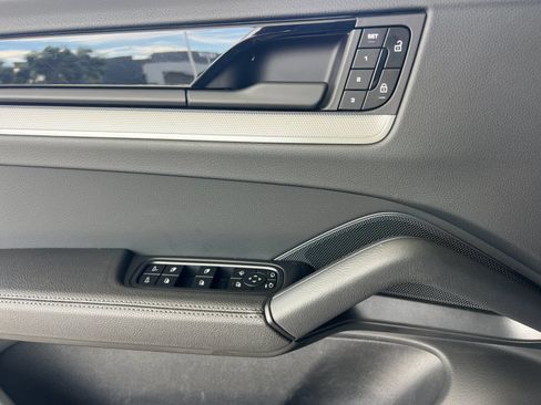 Certified 2026 Porsche Cayenne Coupe AWD/4WD image 12