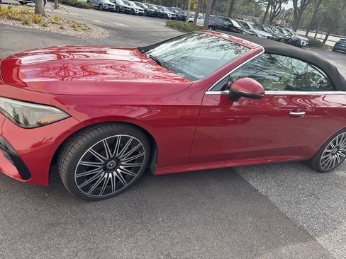 Used 2024 Mercedes-Benz CLE 300 4MATIC Cabriolet image 3