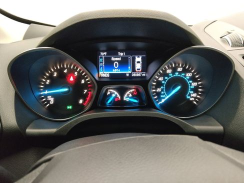 Used 2016 Ford Escape SE w/ Equipment Group 201A image 23