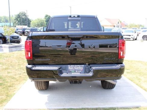 Used 2026 RAM 3500 Laramie AWD/4WD image 39