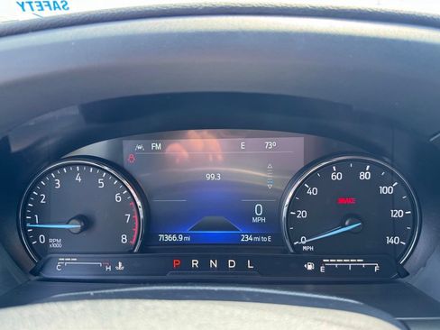 Used 2022 Ford Explorer Limited w/ Equipment Group 301A AWD/4WD image 34