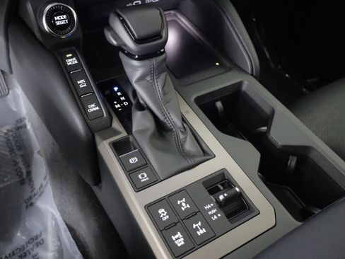 Used 2025 Toyota Land Cruiser 1958 image 17