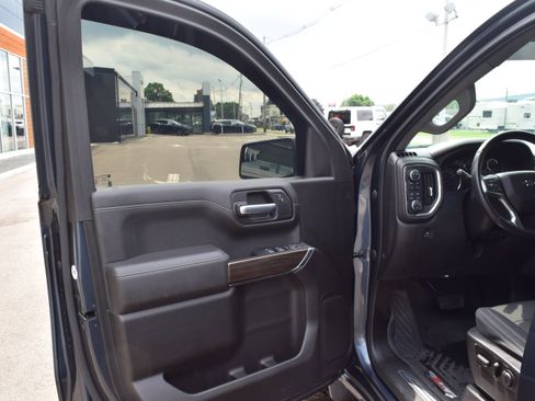 Used 2021 Chevrolet Silverado 1500 RST AWD/4WD image 11