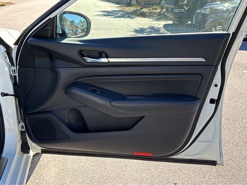 Used 2019 Nissan Altima 2.5 SL image 14