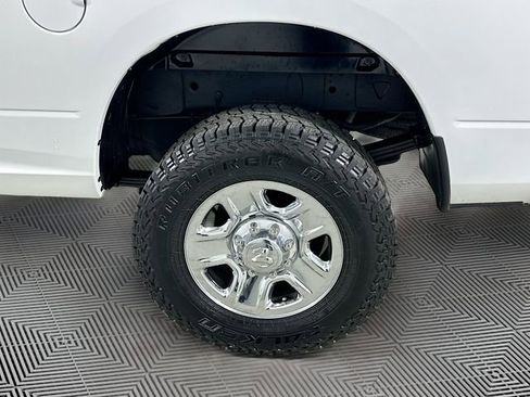 Used 2016 RAM 3500 Tradesman w/ Chrome Appearance Group image 22