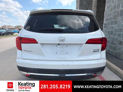Used 2018 Honda Pilot Elite image 4