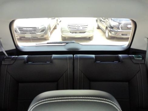 Used 2021 Volkswagen Atlas SE w/ Panoramic Sunroof Package AWD/4WD image 34