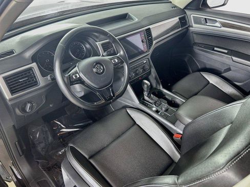 Used 2018 Volkswagen Atlas SE AWD/4WD image 10