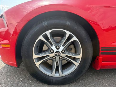 Used 2014 Ford Mustang Premium RWD image 17