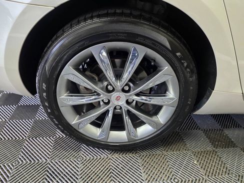 Used 2013 Cadillac XTS Luxury w/ Driver Awareness Package FWD image 37