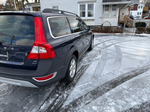 Used 2010 Volvo XC70 3.2 image 5
