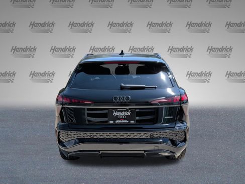 Used 2026 Audi Q3 quattro 2.0T AWD/4WD image 8