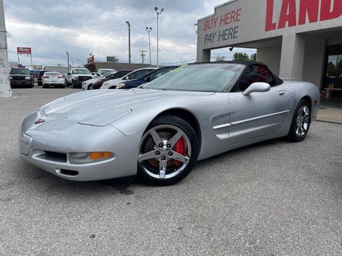 Used 1998 Chevrolet Corvette Convertible w/ Performance Handling Pkg image 57