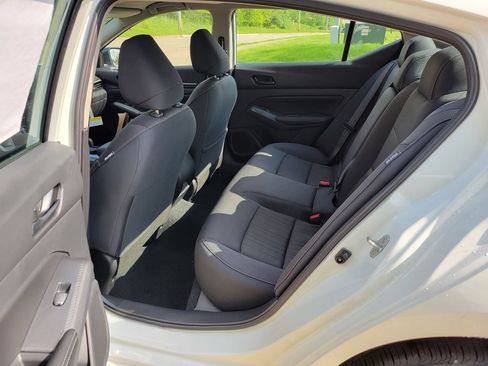 New 2026 Nissan Altima 2.5 SV FWD image 11