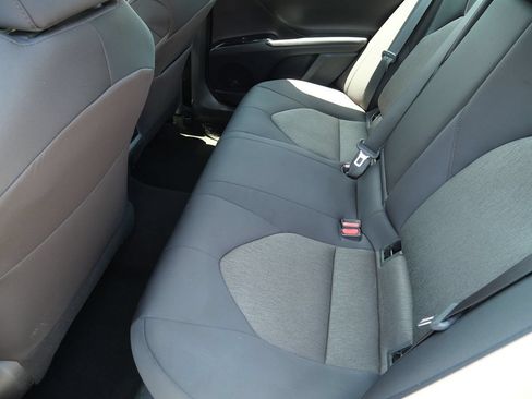 Used 2020 Toyota Camry LE w/ Fleet Convenience Package FWD image 24