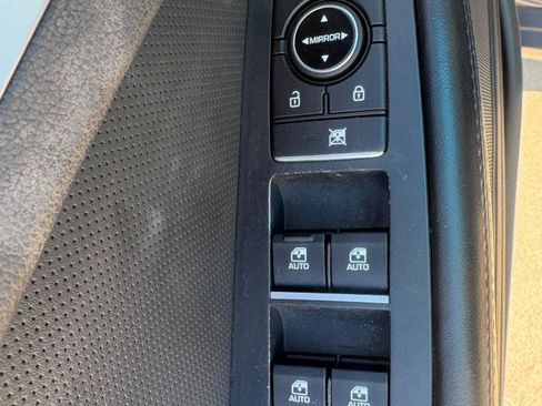 Used 2015 Hyundai Genesis 3.8 w/ Option Group 04 image 16