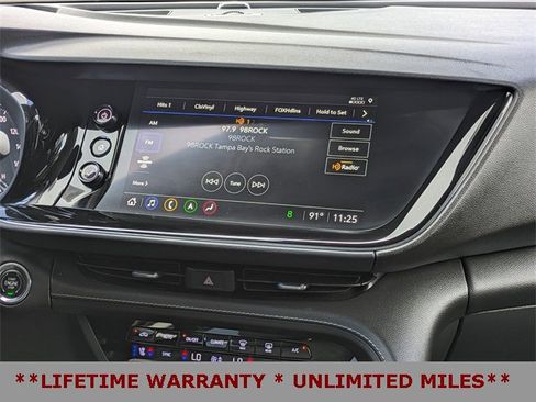 Used 2023 Buick Envision Avenir image 20