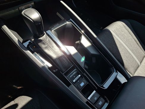 Used 2023 Honda Accord Sport image 18