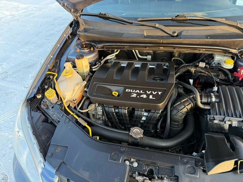 Used 2011 Chrysler 200 Touring w/ Cold Weather Group FWD image 27