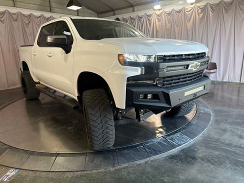 Used 2020 Chevrolet Silverado 1500 LT w/ All-Star Edition RWD image 3